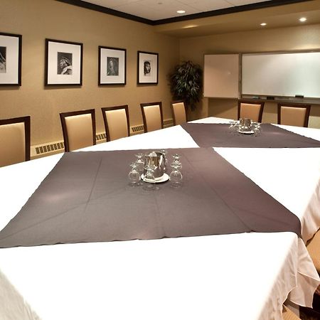 The Frobisher Inn إيكالويت المظهر الخارجي الصورة