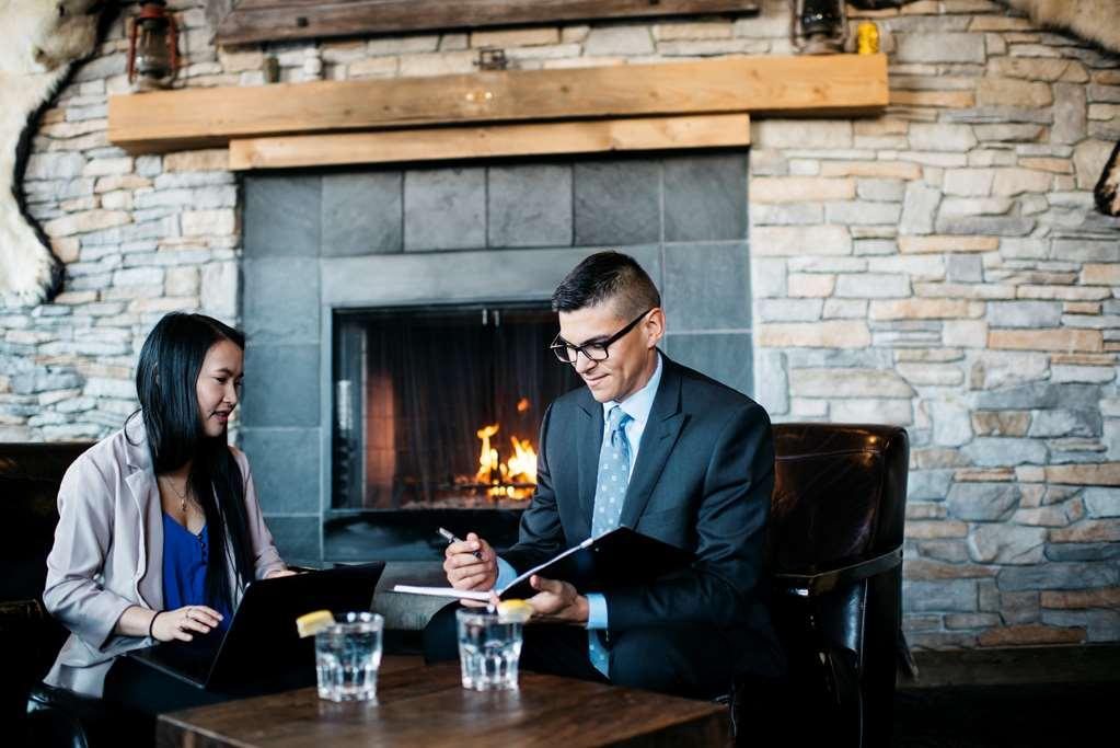 The Frobisher Inn إيكالويت المرافق الصورة